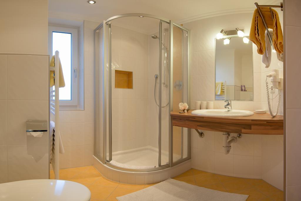 ホテル Haus Fernblick ノイシュティフト・イム・シュトゥーバイタール 部屋 写真