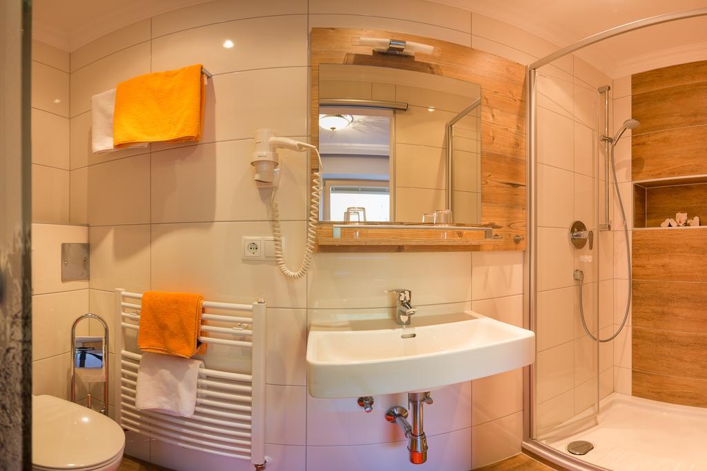 ホテル Haus Fernblick ノイシュティフト・イム・シュトゥーバイタール 部屋 写真